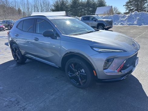 New 2026 Buick Envision Sport Touring image 10