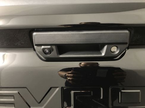 New 2026 Chevrolet Colorado W/T image 13