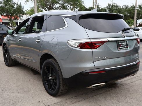 Used 2023 Buick Enclave Essence w/ Sport Touring Edition FWD image 9