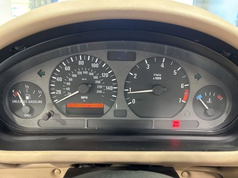 Used 1997 BMW Z3 1.9 RWD image 12