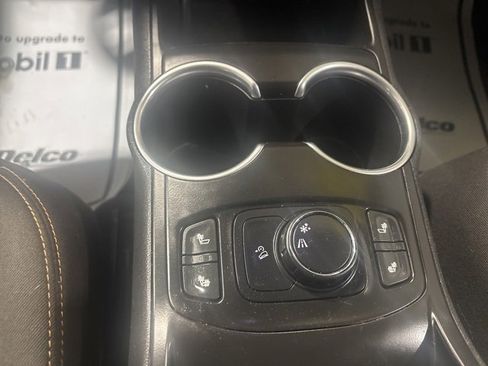 Used 2019 GMC Terrain SLE w/ Driver Convenience Package image 11