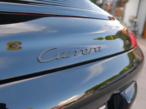 Used 2004 Porsche 911 Carrera image 35
