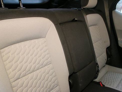Used 2019 Chevrolet Equinox LS w/ LS Convenience Package FWD image 14