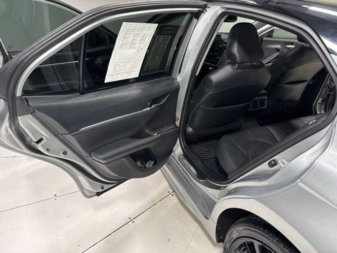 Used 2022 Toyota Camry XSE FWD image 25
