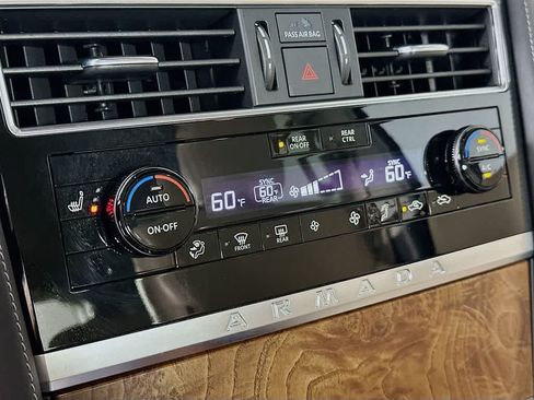 Used 2023 Nissan Armada SL w/ Captain's Chairs Package AWD/4WD image 18