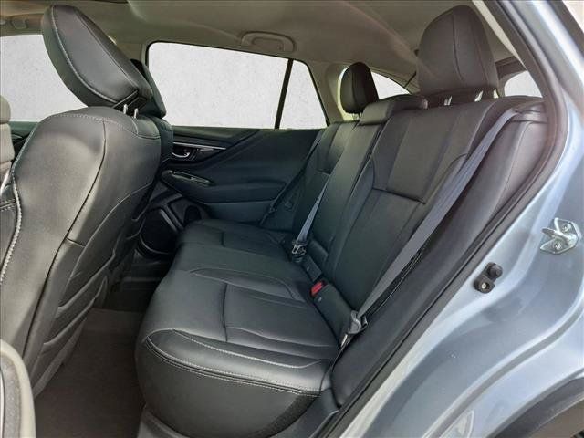 Used 2025 Subaru Outback Touring XT AWD/4WD image 18