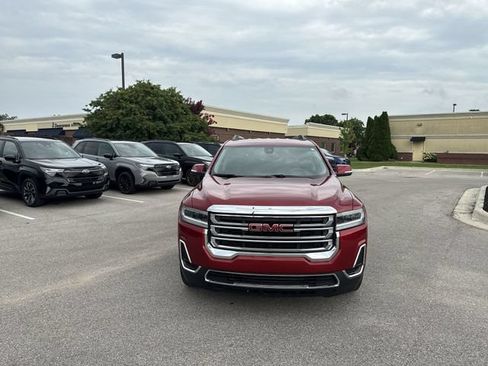 Used 2023 GMC Acadia SLE w/ Driver Convenience Package FWD image 7
