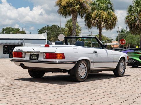 Used 1987 Mercedes-Benz 560 SL image 7