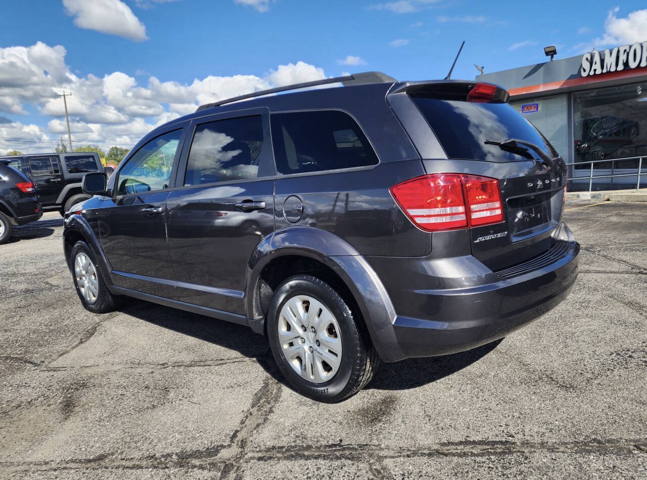 Used 2017 Dodge Journey SE w/ Flexible Seating Group FWD image 5