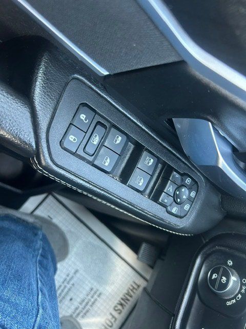Certified 2025 RAM 2500 Big Horn AWD/4WD image 50