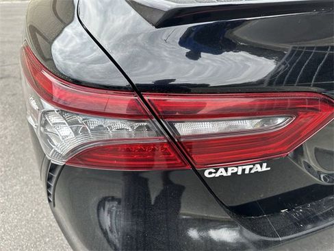 Used 2022 Toyota Camry XSE w/ Navigation Package image 27