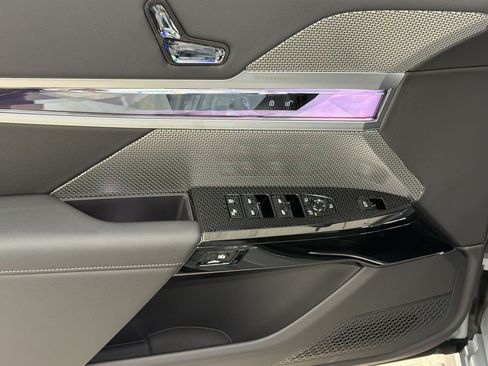 New 2026 BMW 740i w/ Premium Package RWD image 14