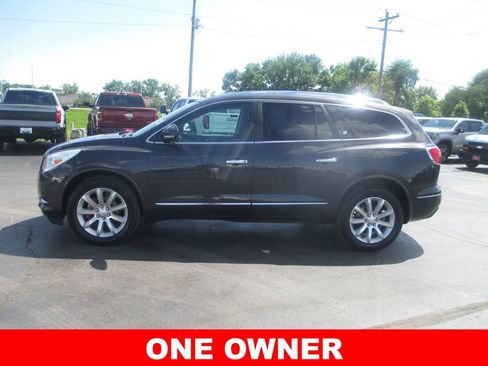 Used 2017 Buick Enclave Premium w/ Experience Buick Package FWD image 9