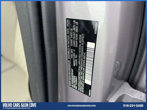 Used 2026 Volvo XC60 B5 Core w/ Protection Package Premier image 17