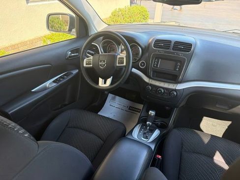 Used 2013 Dodge Journey SXT w/ Flexible Seating Group FWD image 16