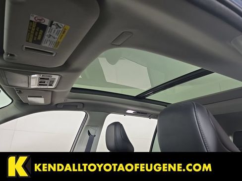 Certified 2024 Toyota Grand Highlander AWD image 25