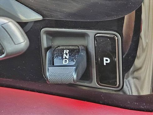 Used 2020 Porsche Taycan 4S image 12