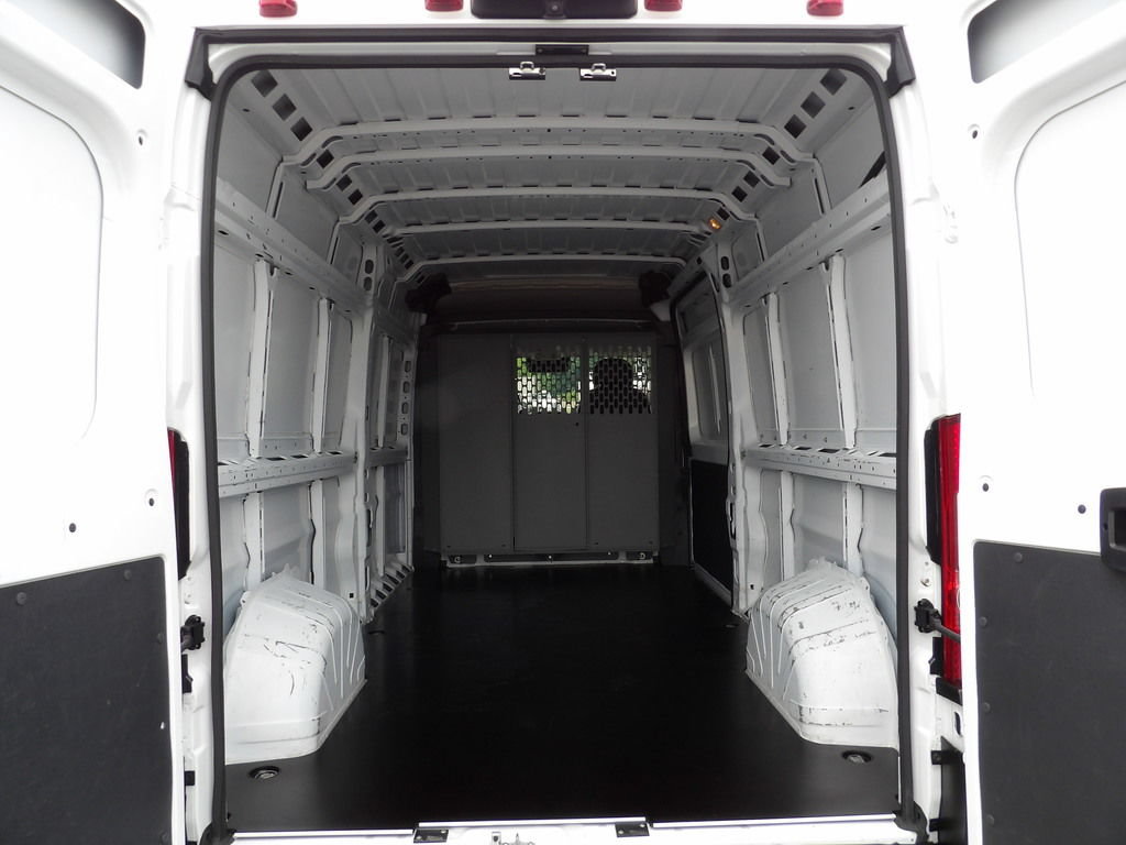 Used 2023 RAM ProMaster 2500 w/ Driver Convenience Group FWD image 43