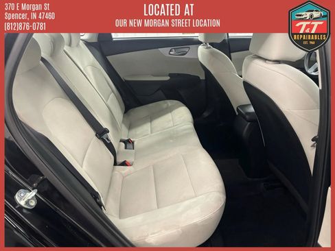 Used 2023 Kia Forte LXS w/ LXS Technology Package FWD image 35