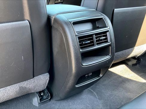 Used 2023 Cadillac XT5 Premium Luxury FWD image 67
