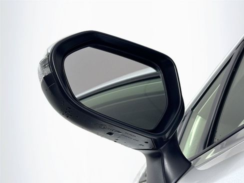 Certified 2025 Toyota Corolla SE FWD image 5
