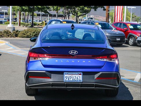 Certified 2026 Hyundai Elantra Sport FWD image 9