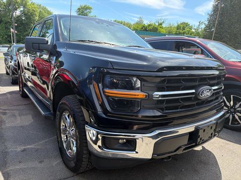Used 2025 Ford F150 XLT w/ Equipment Group 301A Standard AWD/4WD image 3