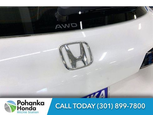 Used 2025 Honda HR-V LX image 32