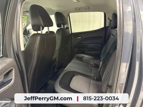 Used 2017 Chevrolet Colorado Z71 AWD/4WD image 28
