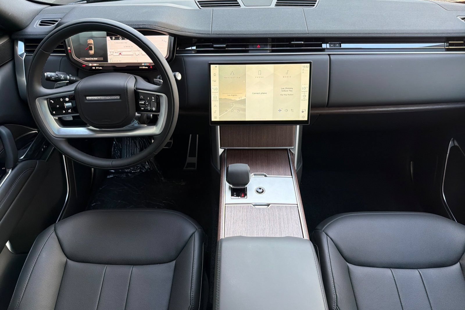 New 2026 Land Rover Range Rover SE AWD/4WD image 18