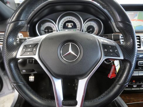 Used 2014 Mercedes-Benz E 350 4MATIC Sedan image 23