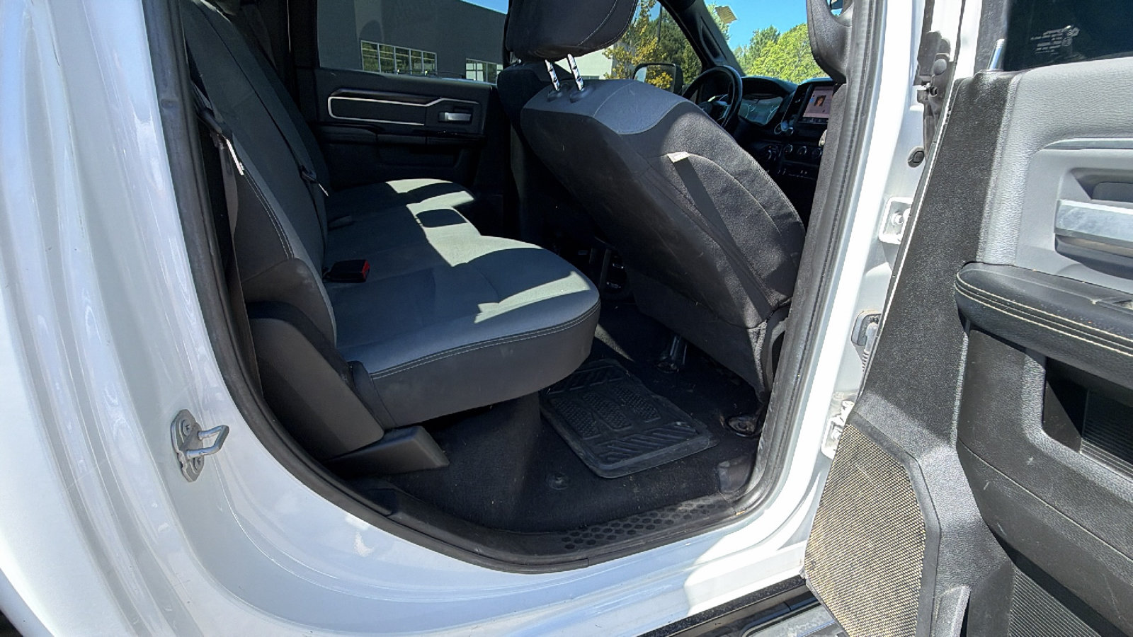 Used 2022 RAM 2500 Big Horn AWD/4WD image 21