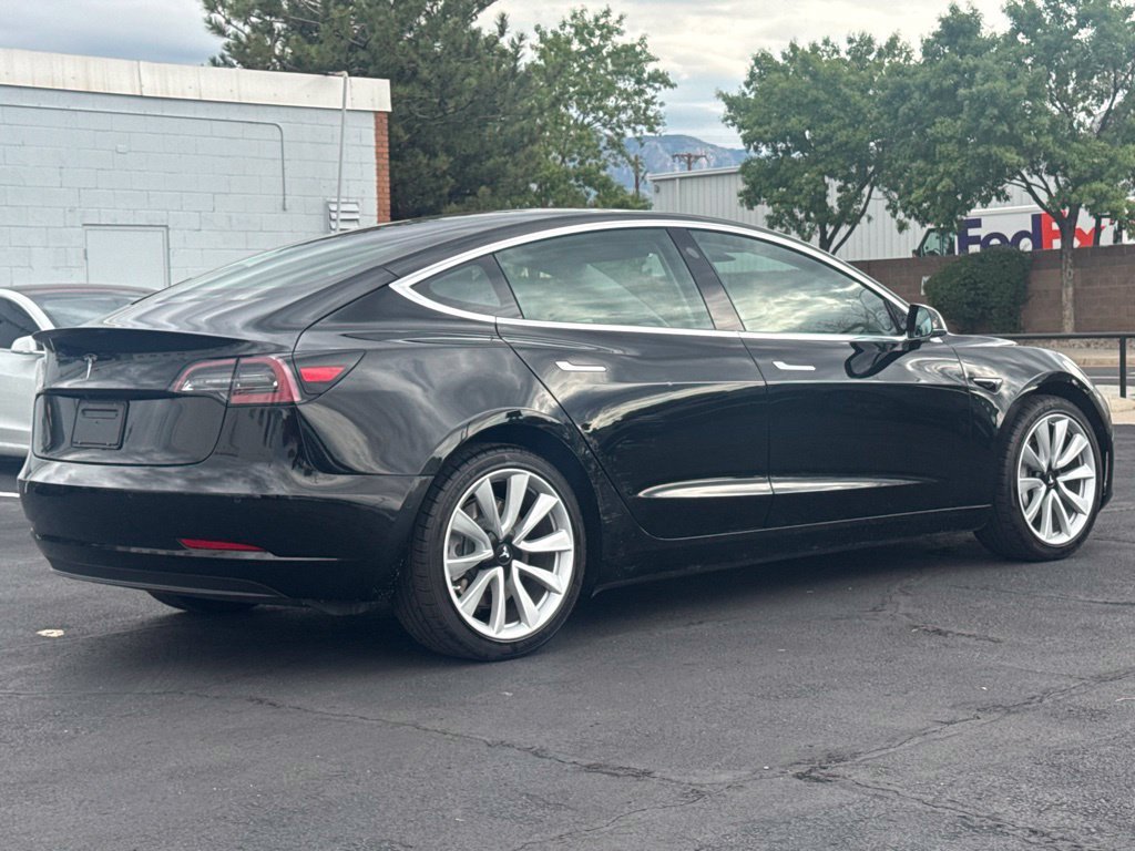 Used 2019 Tesla Model 3 Long Range RWD image 8