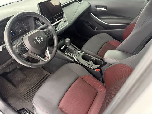 Used 2024 Toyota Corolla SE FWD image 4