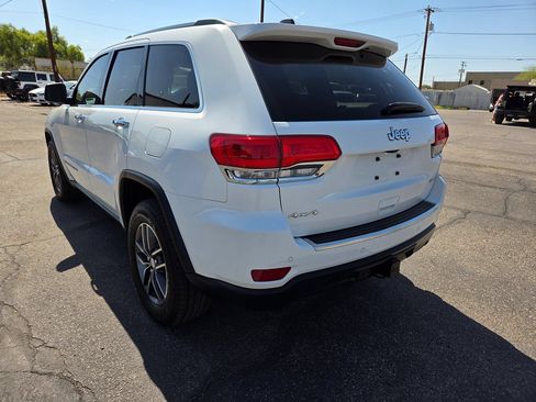 Used 2017 Jeep Grand Cherokee Limited w/ Trailer Tow Group IV AWD/4WD image 18