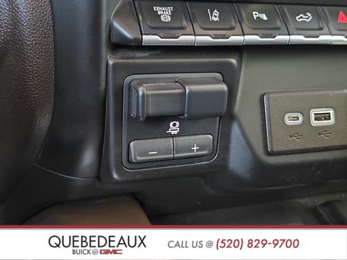 Used 2021 GMC Sierra 3500 Denali w/ Denali Ultimate Package AWD/4WD image 25