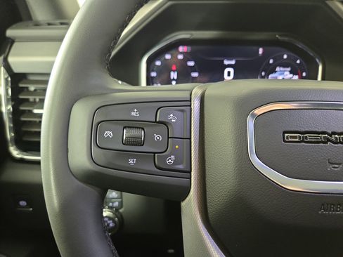 Certified 2025 GMC Sierra 3500 Denali w/ Denali Reserve Package image 15