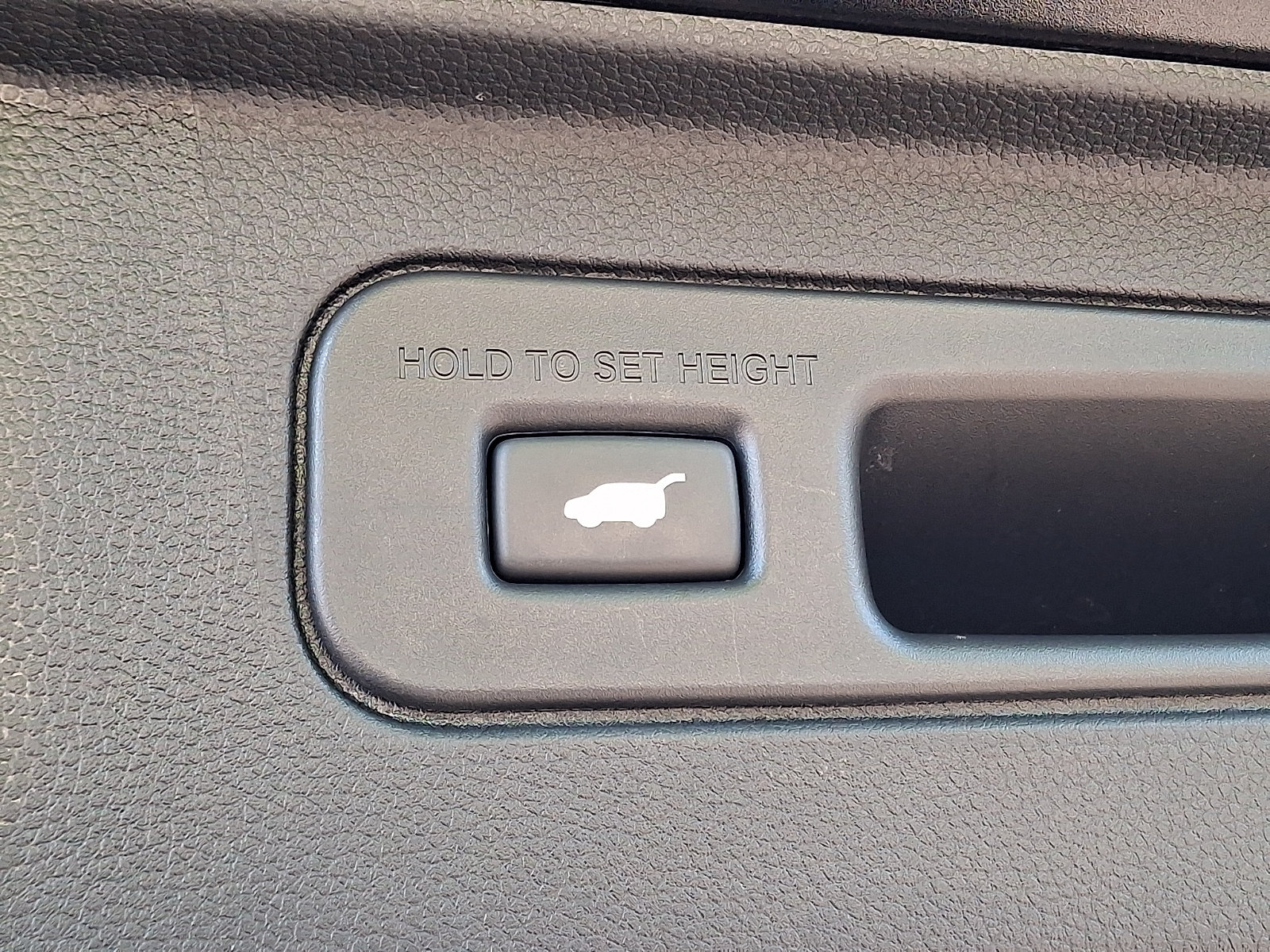 Used 2025 Honda Pilot Black Edition image 31