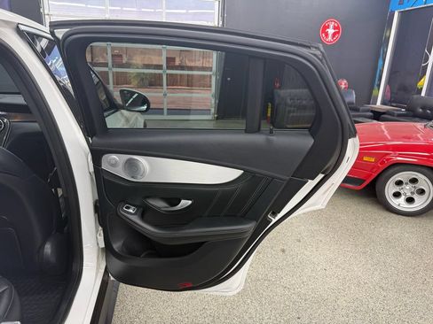 Used 2019 Mercedes-Benz GLC 63 AMG 4MATIC Coupe image 18