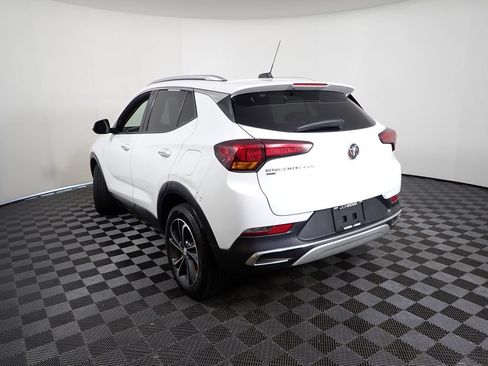 Used 2021 Buick Encore GX Essence AWD/4WD image 12