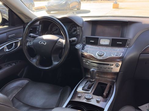 Used 2016 INFINITI Q70 L 3.7 w/ Deluxe Touring Package image 13