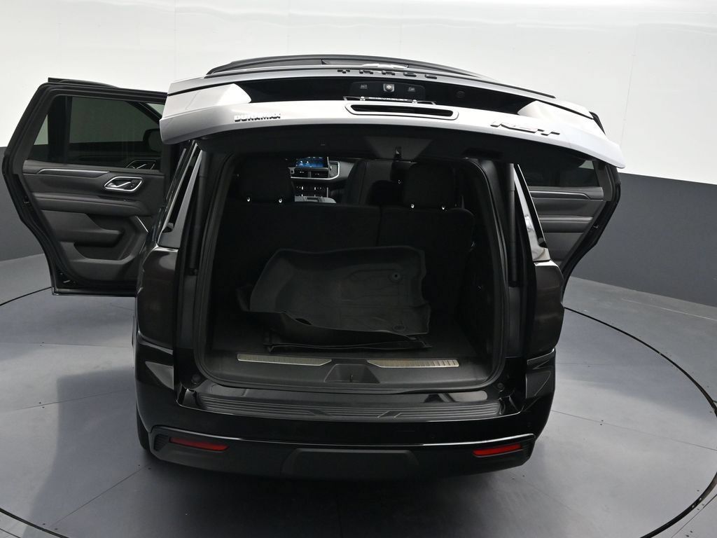 Used 2024 Chevrolet Tahoe RST w/ Luxury Package RWD image 40