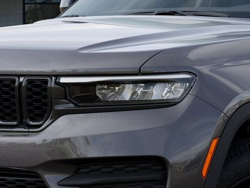 New 2025 Jeep Grand Cherokee Altitude w/ MOPAR Finishing Package image 30