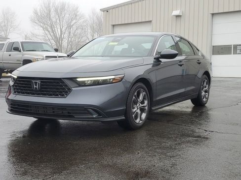 Certified 2024 Honda Accord EX image 3