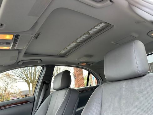 Used 2007 Mercedes-Benz S 550 image 23