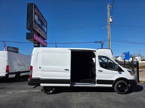 Used 2022 Ford Transit 250 Medium Roof AWD w/ Load Area Protection Package image 5