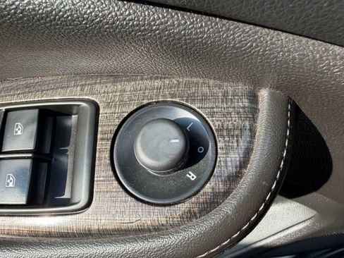 Used 2014 Chevrolet Malibu LTZ FWD image 12