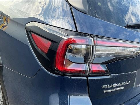Used 2024 Subaru Outback Limited AWD/4WD image 19