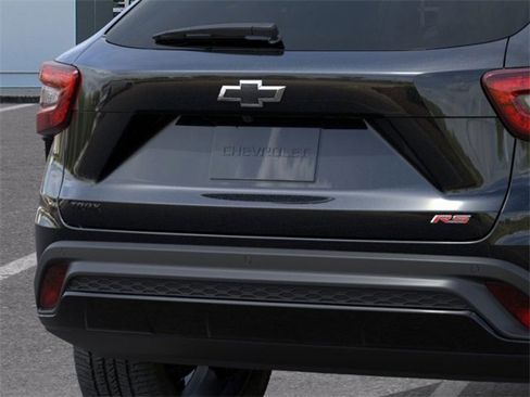 New 2026 Chevrolet Trax RS w/ Sunroof Package image 14