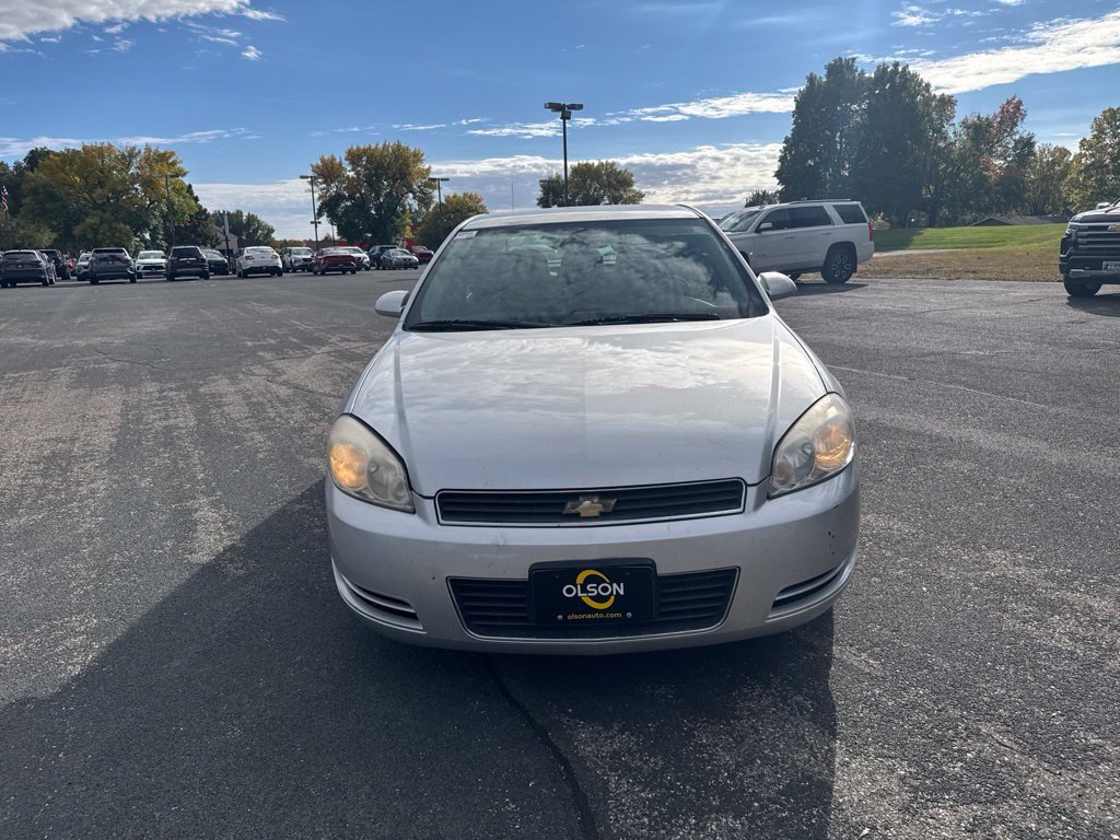 Used 2011 Chevrolet Impala LS FWD image 8